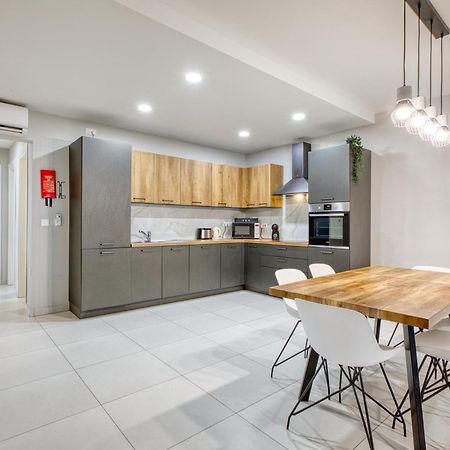 Unique Two Bedroom Apt With Huge Outdoor Area And Close To Entertainment Is-Swieqi Eksteriør bilde