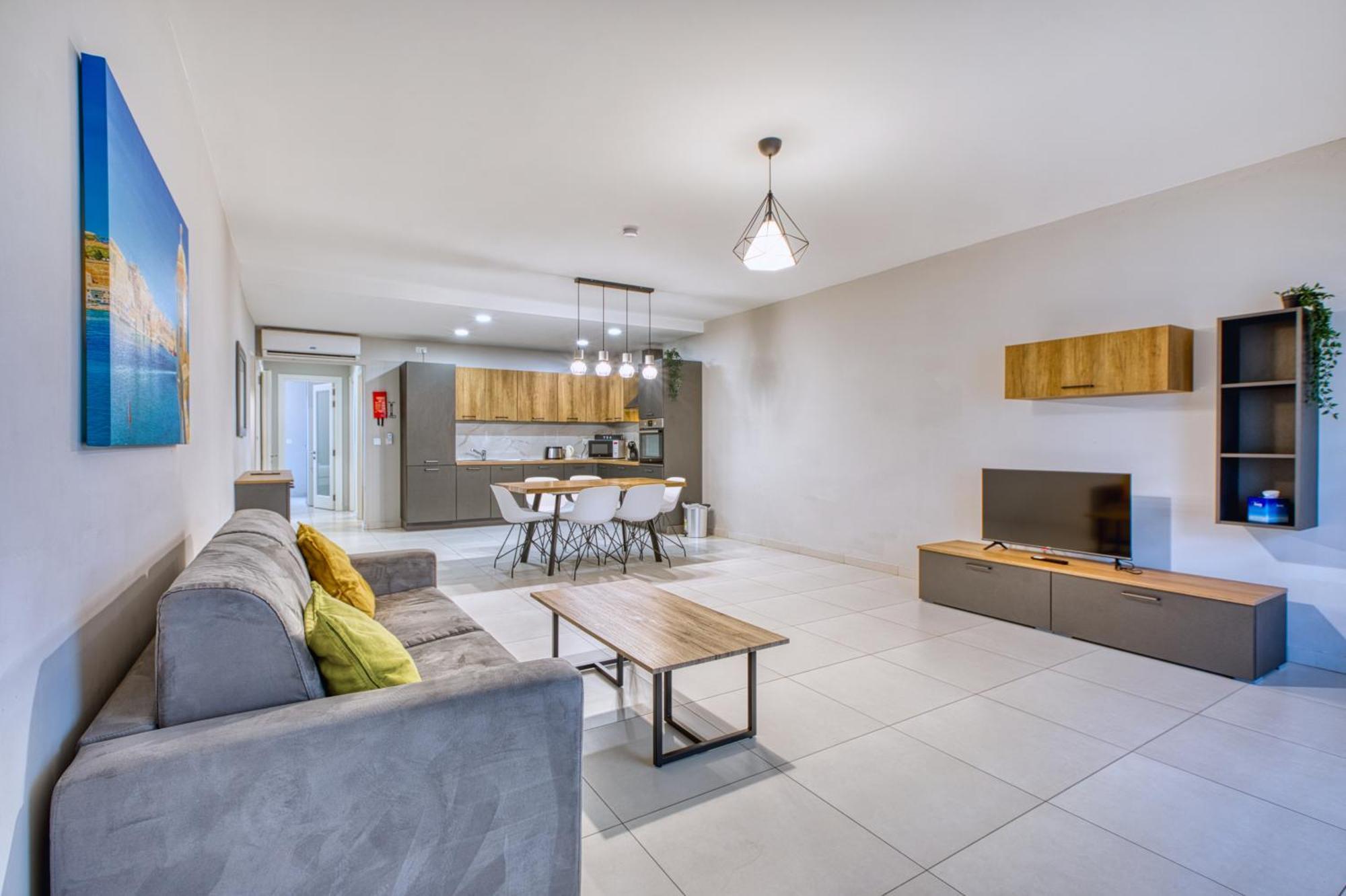 Unique Two Bedroom Apt With Huge Outdoor Area And Close To Entertainment Is-Swieqi Eksteriør bilde