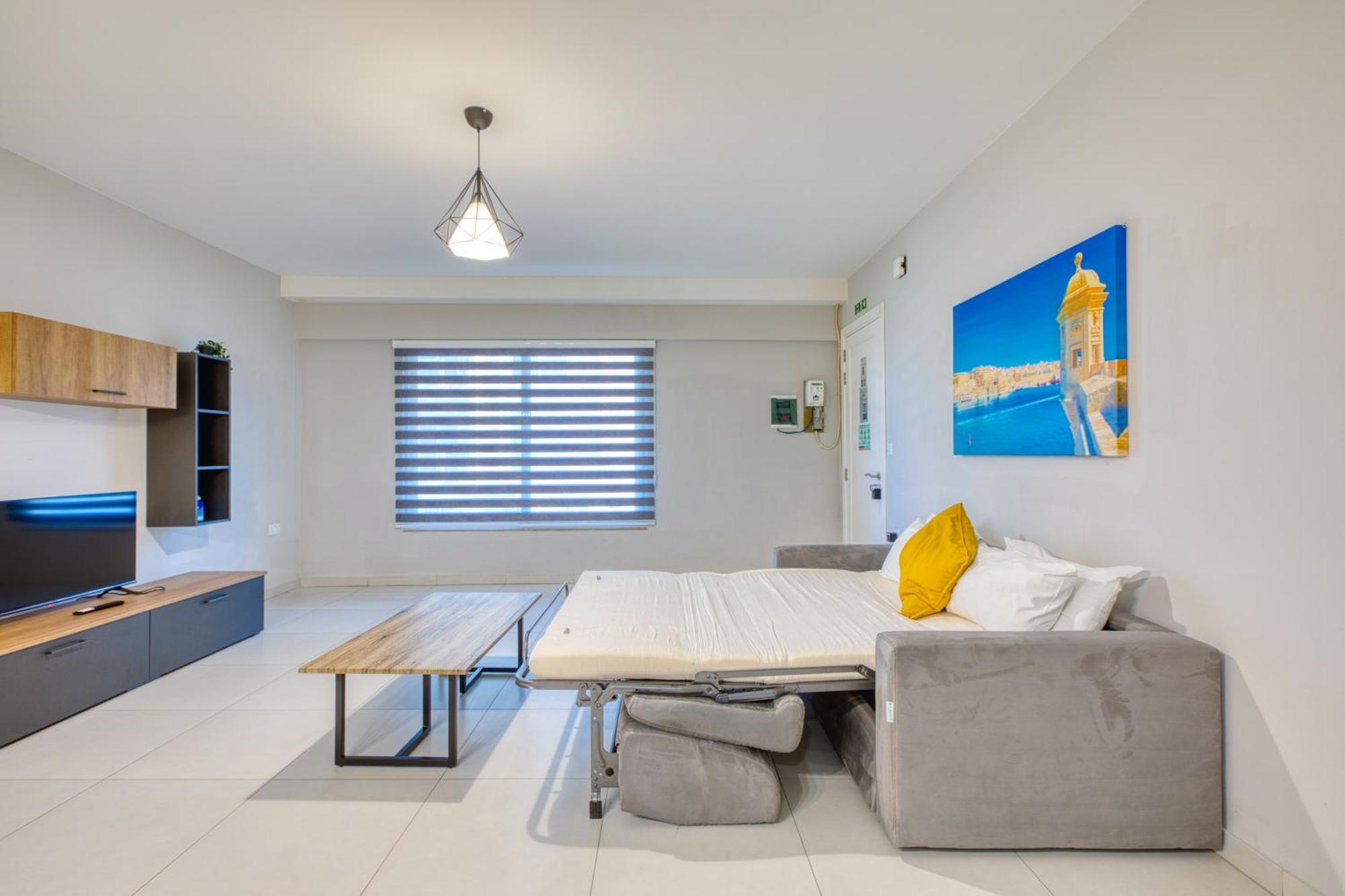 Unique Two Bedroom Apt With Huge Outdoor Area And Close To Entertainment Is-Swieqi Eksteriør bilde